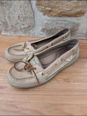 Sperry Women's Beige Boat Shoes with Metallic Accent Gold Moccasins
